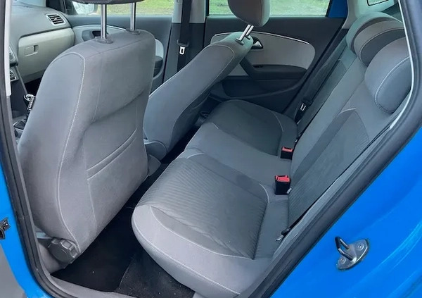 Volkswagen Polo cena 14900 przebieg: 159000, rok produkcji 2014 z Piaseczno małe 154